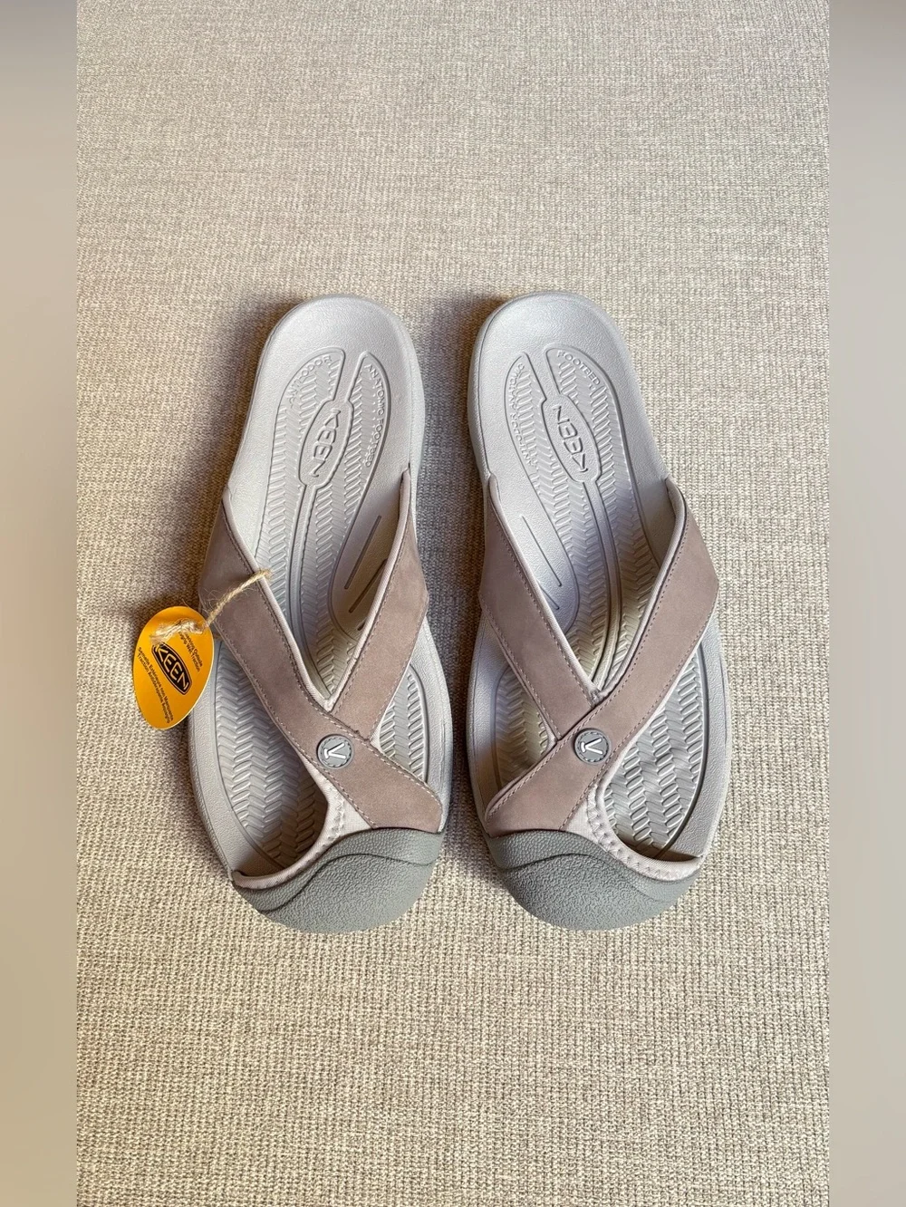 Keen Men's Leather Flip-Flop Sandals.  New with tags